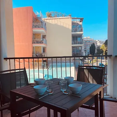Au Port D Apartment